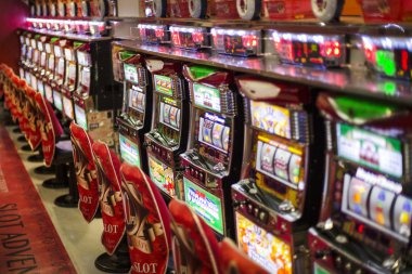 tata app running on Android and iOS devices showing live blackjack table